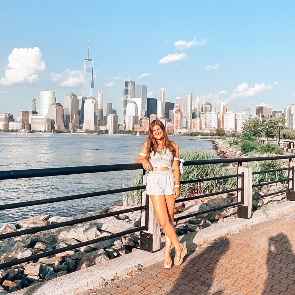 Meet your Posher, Noelle